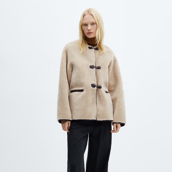 SOLD OUT VIRAL Mango Fur-effect coat with appliqués - Picture 3 of 6